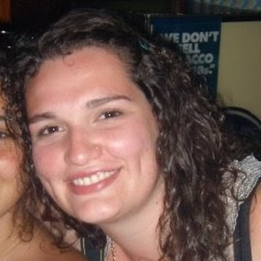 Meet your Posher, Caitlin